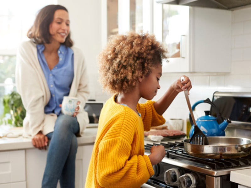 Η (διατροφική) αξία της μαγειρικής μαζί με το παιδί